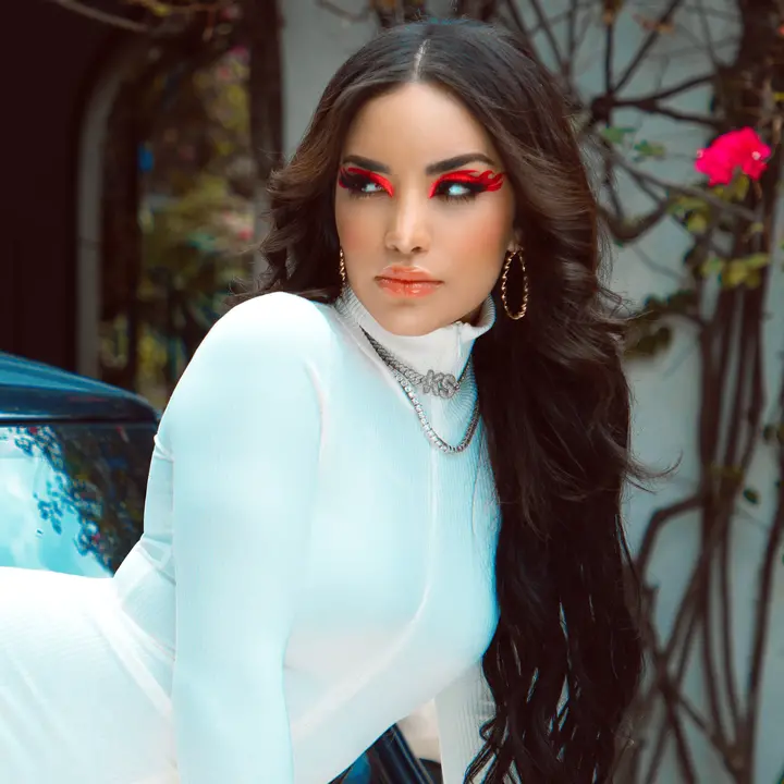 kimberly Loaiza TikTok